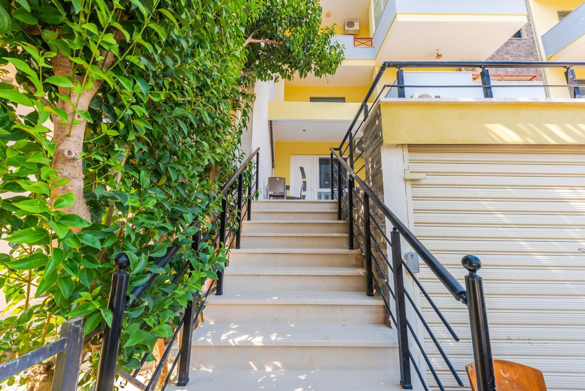 Sr Apartments Golem โกเลม ภายนอก รูปภาพ