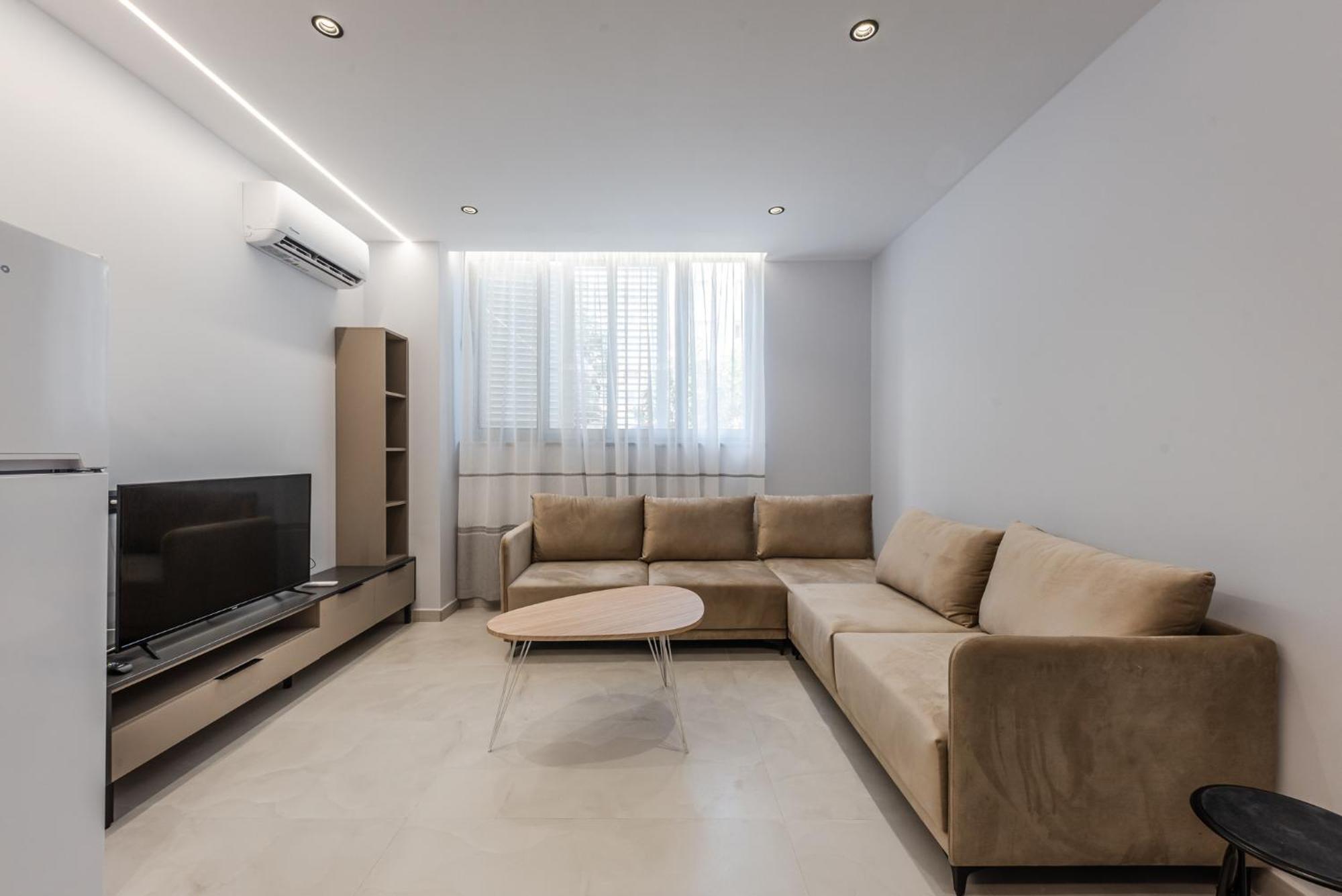 Sr Apartments Golem โกเลม ภายนอก รูปภาพ